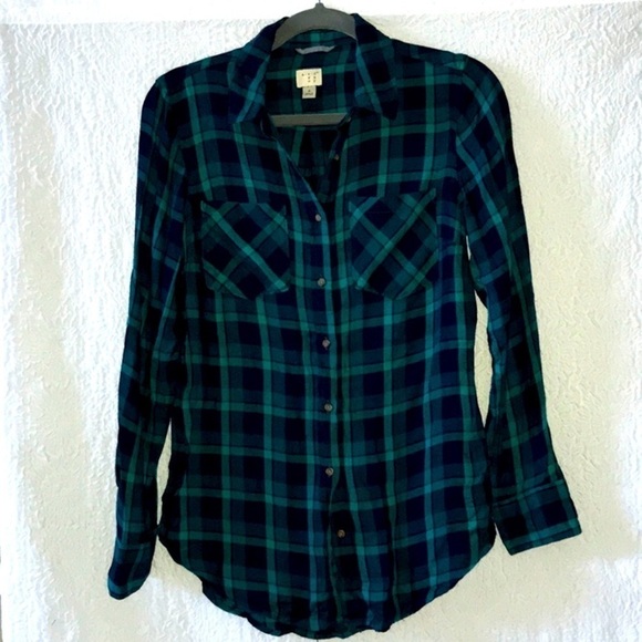 A New Day Plaid Button Down Long Sleeve Shirt - Picture 2 of 6